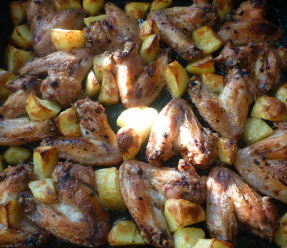 Chicken Wings mit Kartoffeln,Oregano und Knoblauch - Rezept - Bild Nr. 3443