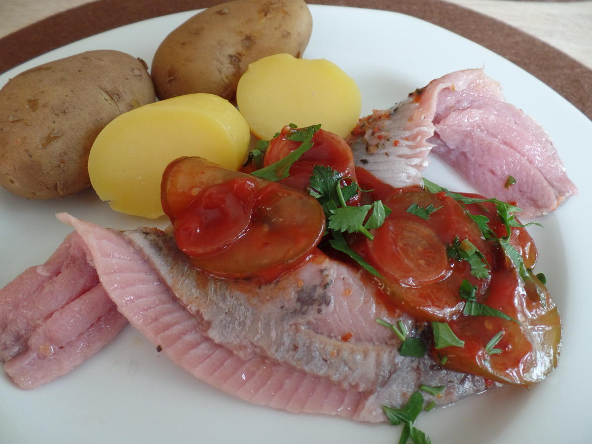 Matjes mit CurryKetchupSauce Rezept kochbar.de