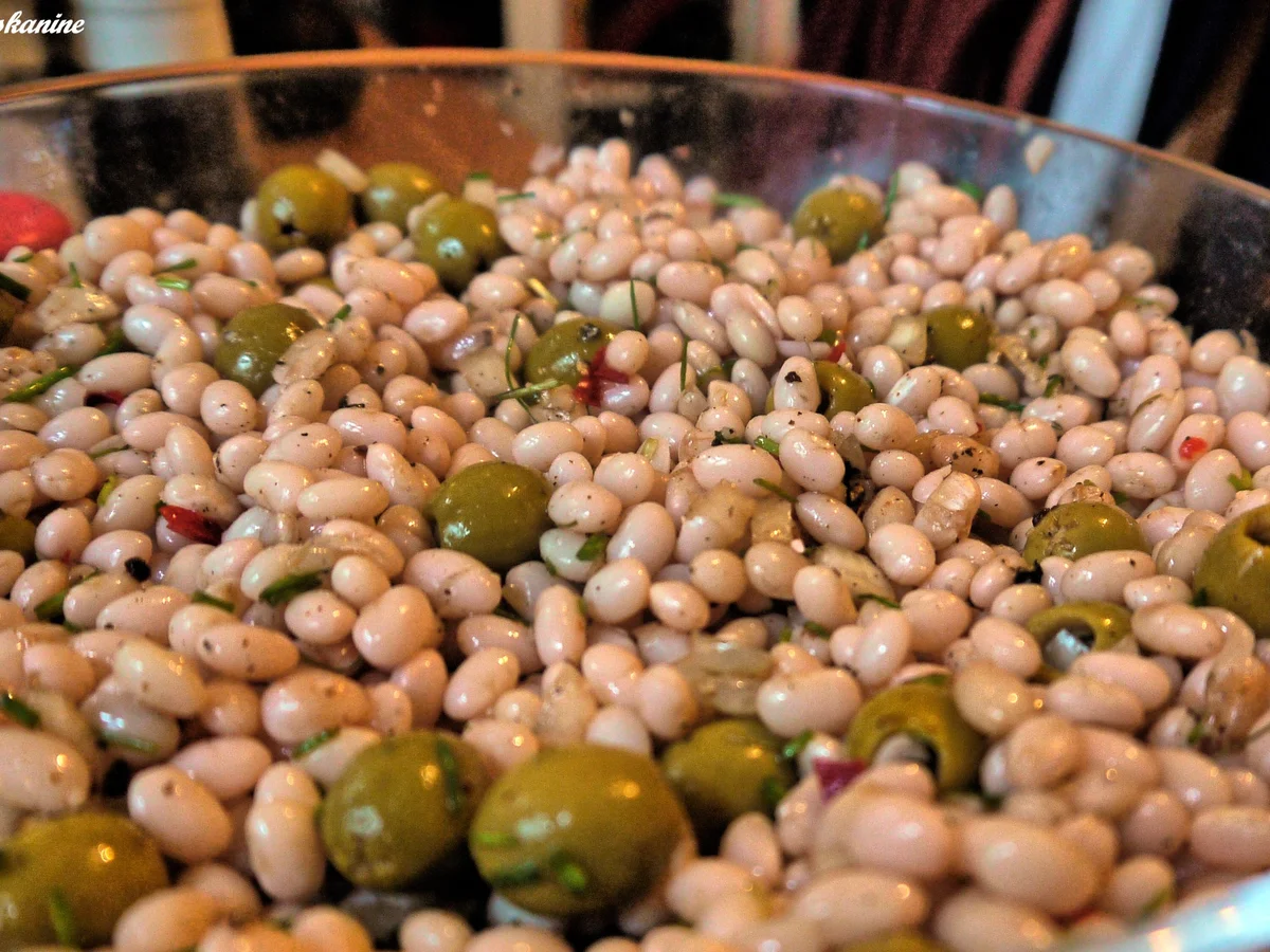 Pikanter Bohnen-Oliven-Salat - Rezept - Bild Nr. 3450