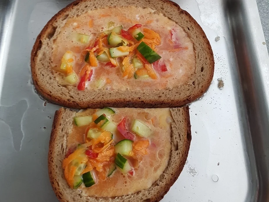 Eierspeisen = Lecker gefülltes Graubrot - Rezept - Bild Nr. 3465