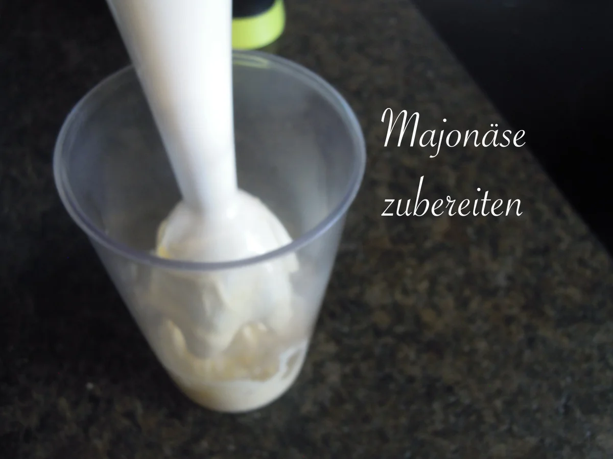 feiner Waldorf Salat a'la emari - Rezept - Bild Nr. 9940