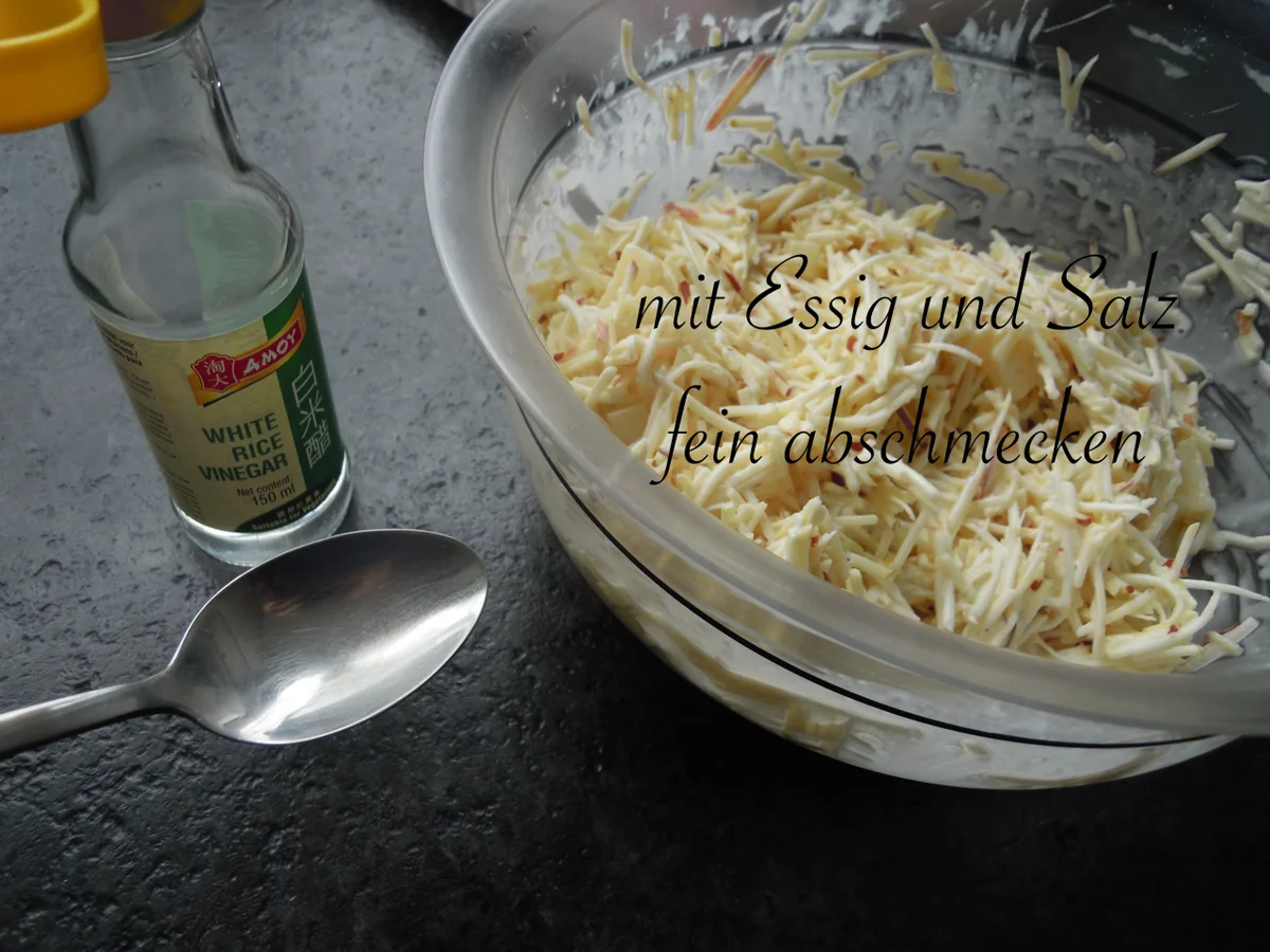 feiner Waldorf Salat a'la emari - Rezept - Bild Nr. 9941