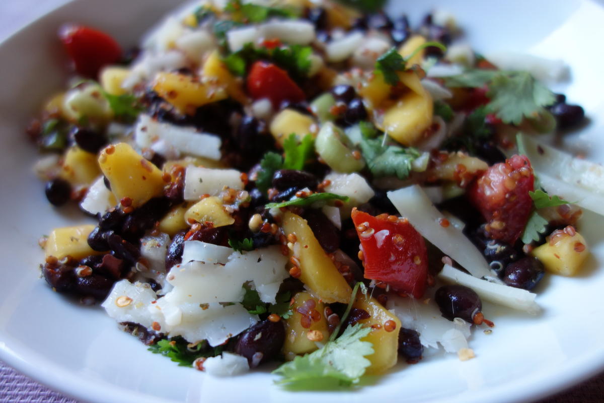 schwarze Bohnen-Quinoa-Salat - Rezept - Bild Nr. 3457