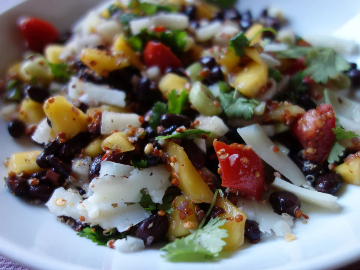 schwarze Bohnen-Quinoa-Salat - Rezept - Bild Nr. 3457