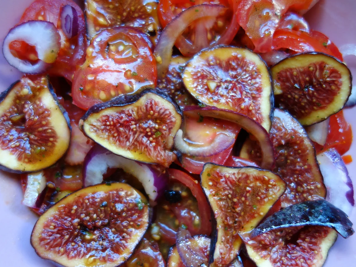 Rezept: Tomaten-Feigen-Salat Bild Nr. 3469 Tomaten-Feigen-Salat - Rezept - Bild Nr. 3469