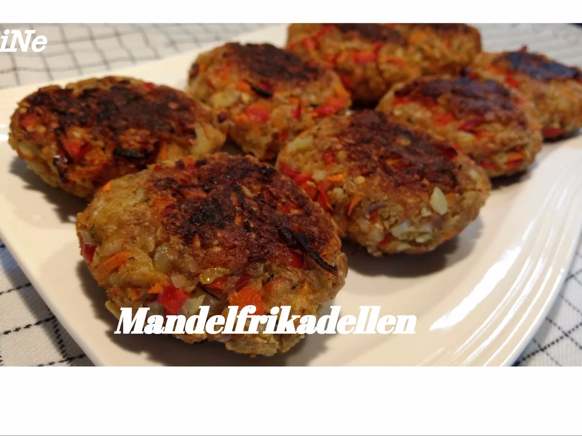 BiNe` S MANDELFRIKADELLEN - Rezept - Bild Nr. 3473