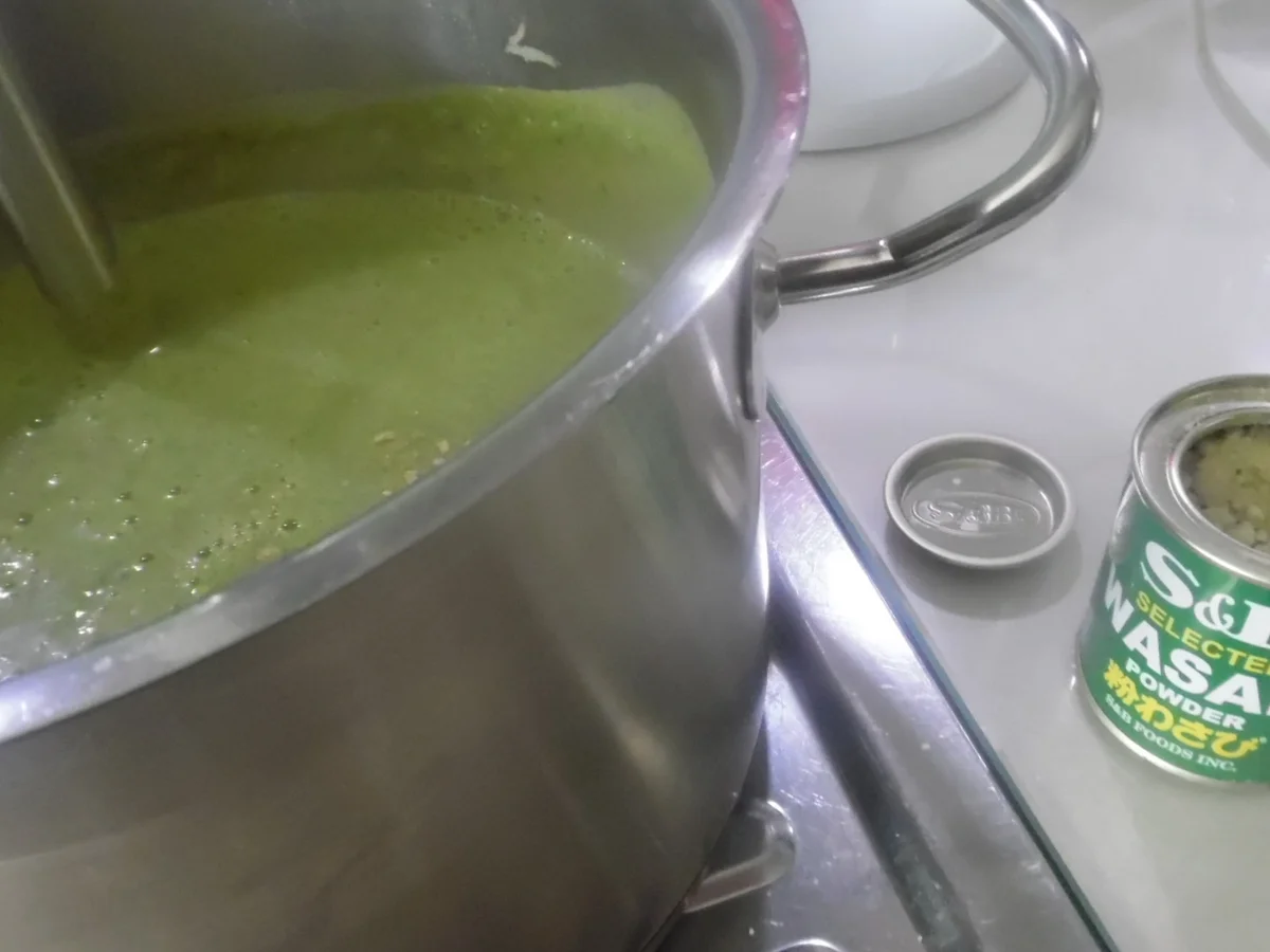 Zucchini-Suppe mit Schafskäse-Sticks - Rezept - Bild Nr. 3476