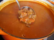 Rindergulasch mit Zwiebeln und roten Paprikas - Rezept - Bild Nr. 3473