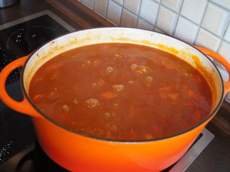 Rezept: Rindergulasch mit Zwiebeln und roten Paprikas Bild Nr. 3481 Rindergulasch mit Zwiebeln und roten Paprikas - Rezept - Bild Nr. 3481