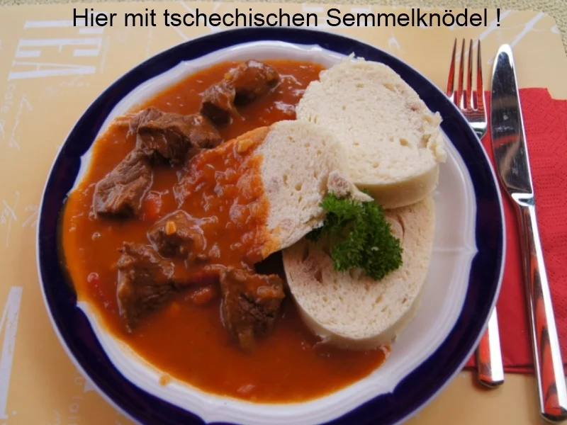 Rezept: Rindergulasch mit Zwiebeln und roten Paprikas Bild Nr. 3482 Rindergulasch mit Zwiebeln und roten Paprikas - Rezept - Bild Nr. 3482
