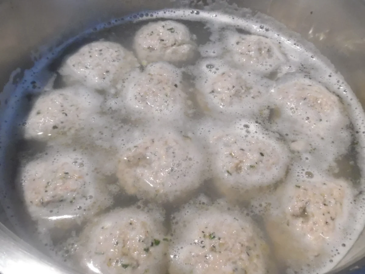 Polpette al sugo di pomodori - Rezept - Bild Nr. 4