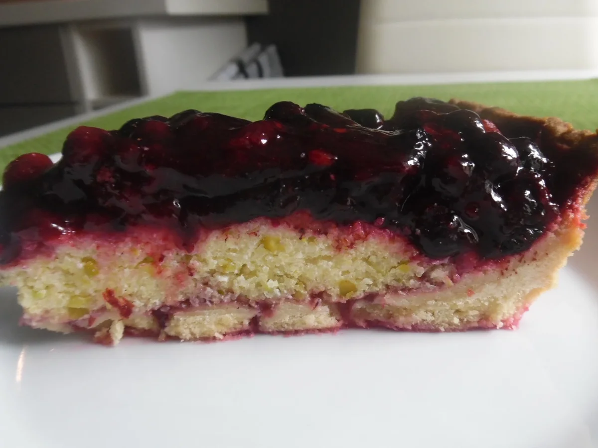 Beeren-Tarte mit süßer Polenta-Füllung - Rezept - Bild Nr. 3473