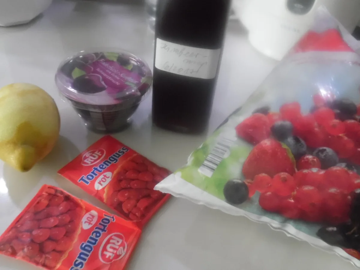 Beeren-Tarte mit süßer Polenta-Füllung - Rezept - Bild Nr. 3478