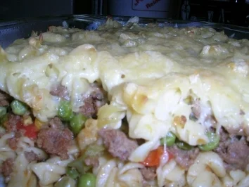 Nudel-Hack-Gemüse-Auflauf - Rezept