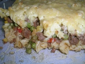 Nudel-Hack-Gemüse-Auflauf - Rezept