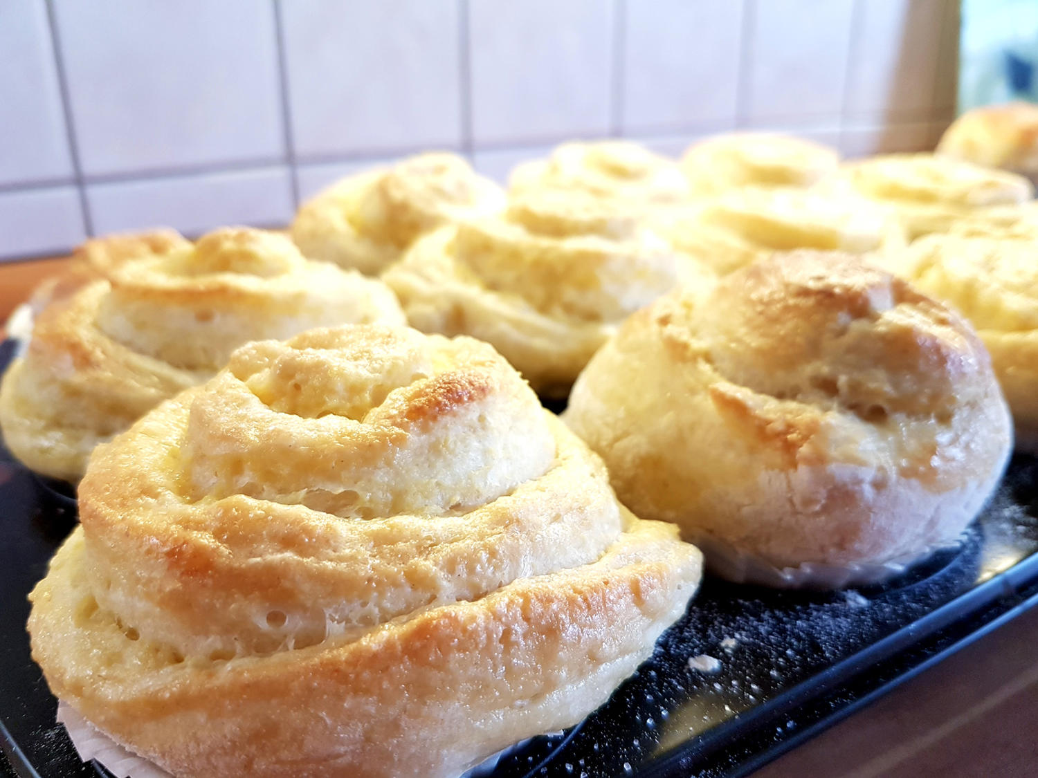 Hefe - Muffin mit selbstgemachten Pudding - Rezept - kochbar.de