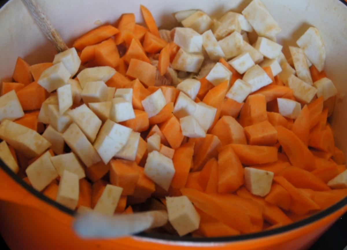 Putencurry mit Süßkartoffel und Basmatireis - Rezept - Bild Nr. 3484