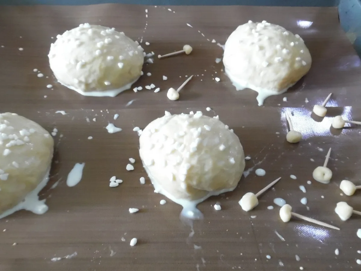 Hefeteig für Motiv-Gebäck, Zopf oder Brötchen - Rezept - Bild Nr. 3515