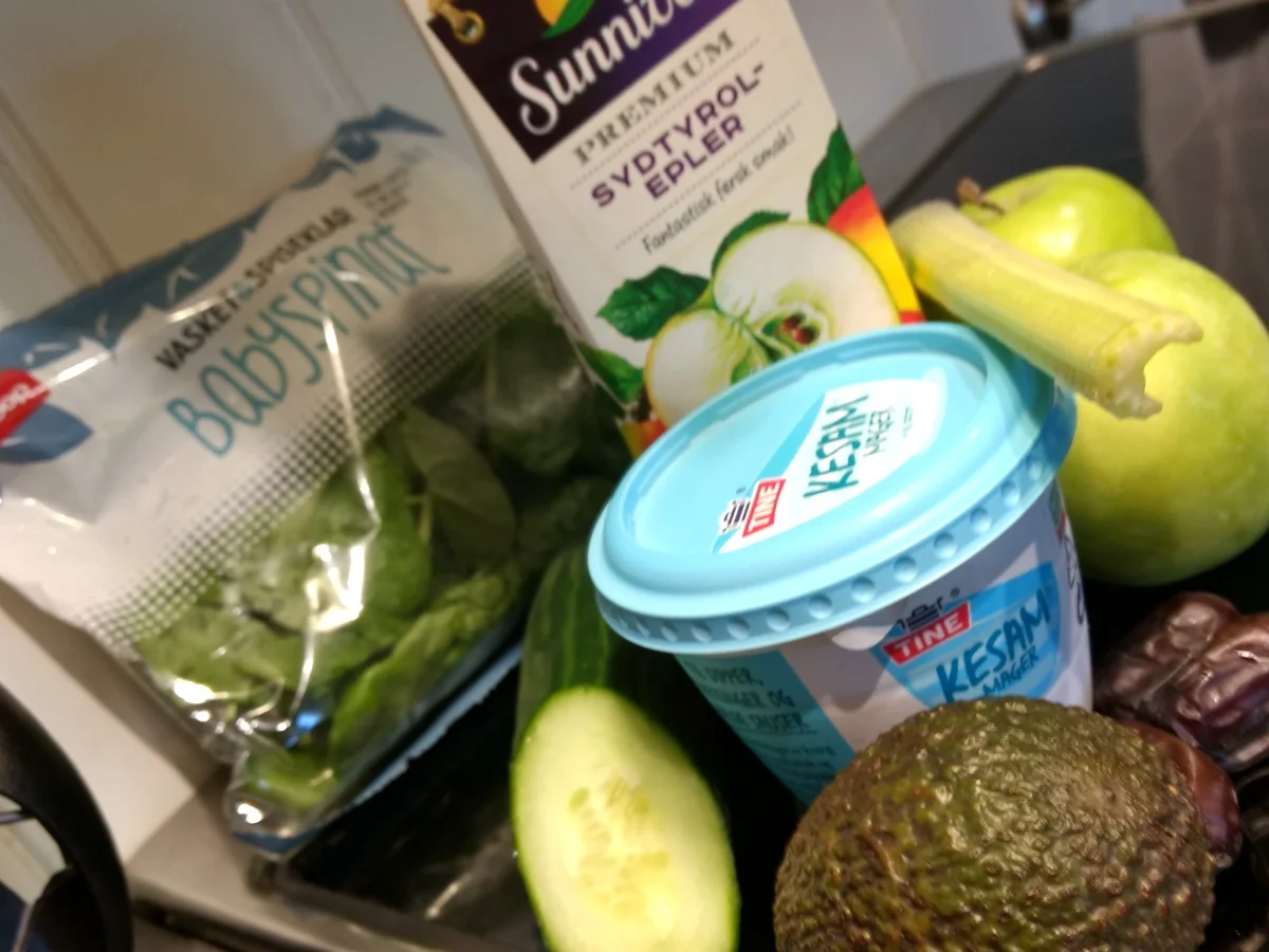 BiNe` S GRÜNER SMOOTHIE - Rezept - Bild Nr. 3529