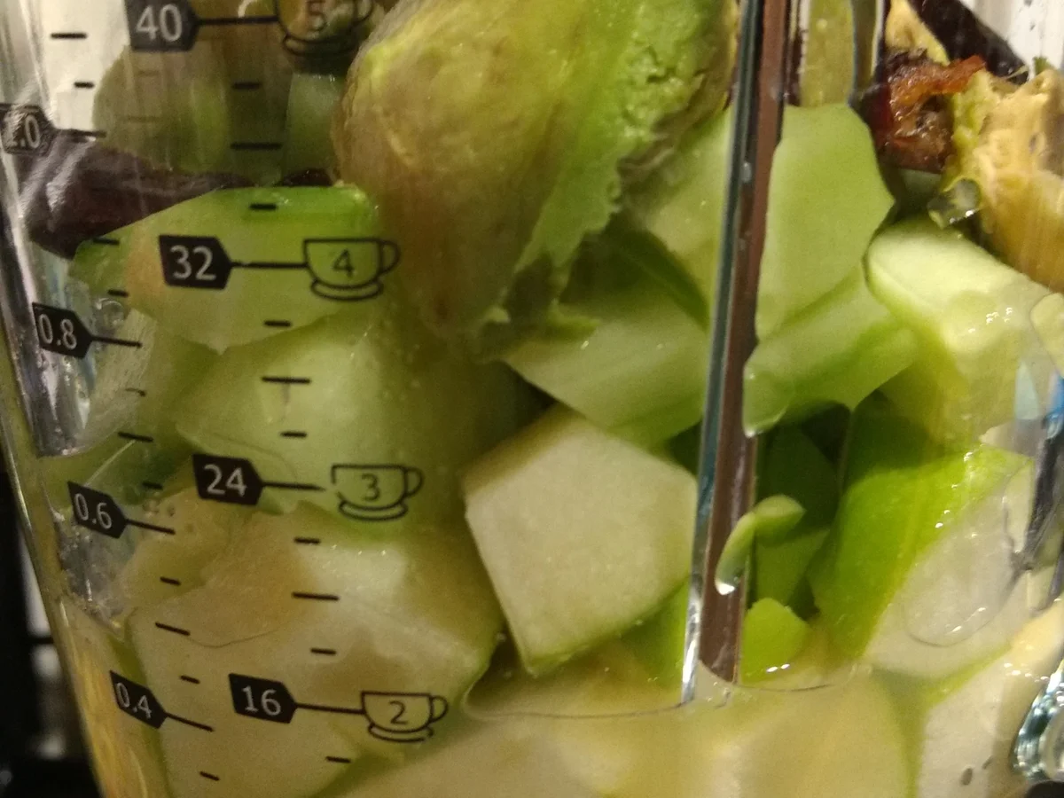 BiNe` S GRÜNER SMOOTHIE - Rezept - Bild Nr. 3531