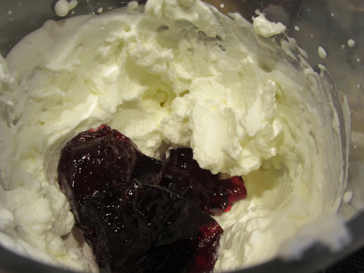 Backen: Schoko-Kirsch-Torte - Rezept - Bild Nr. 3521