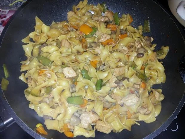 Rezept: China Pfanne mit Nudeln Bild Nr. 3527 China Pfanne mit Nudeln - Rezept - Bild Nr. 3527