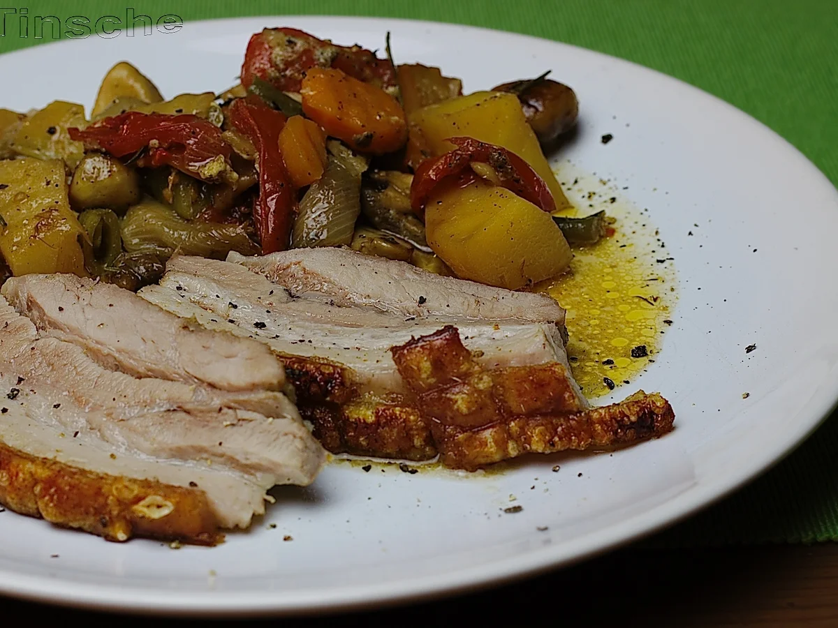 Knusperbauch auf Schmorgemüse - Rezept - Bild Nr. 3518