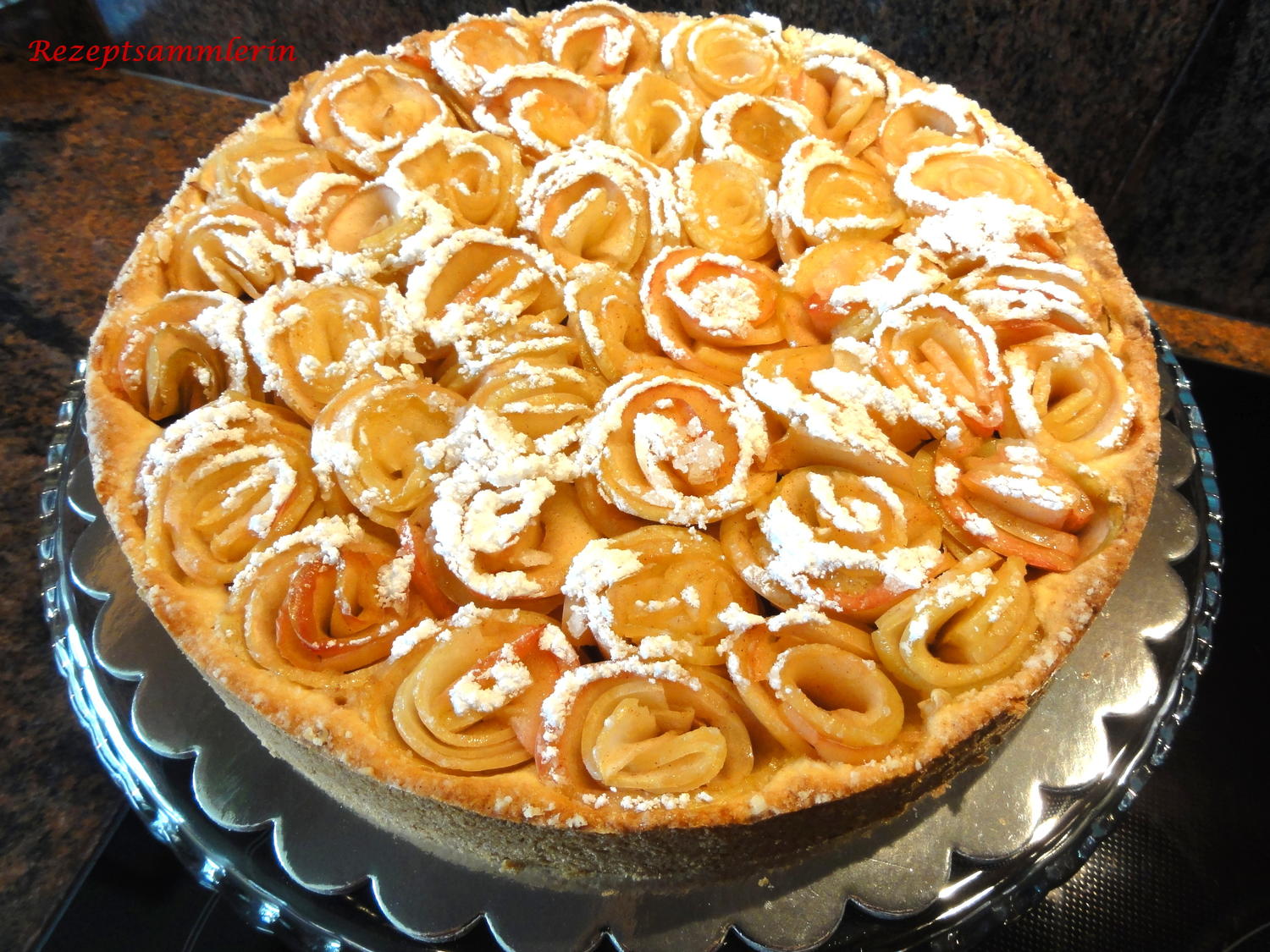 Mürbeteig: APFEL~ROSEN~TORTE - Rezept - kochbar.de