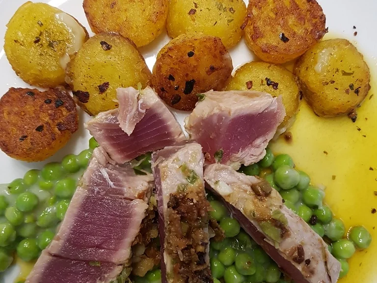 Thunfischsteak auf Pernodcreme Erbsenbett à la Biggi - Rezept - Bild Nr. 3531