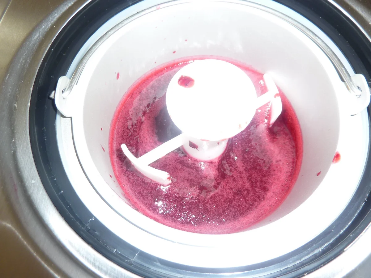 Kirschen Sorbet auf Kompott - Rezept - Bild Nr. 3534