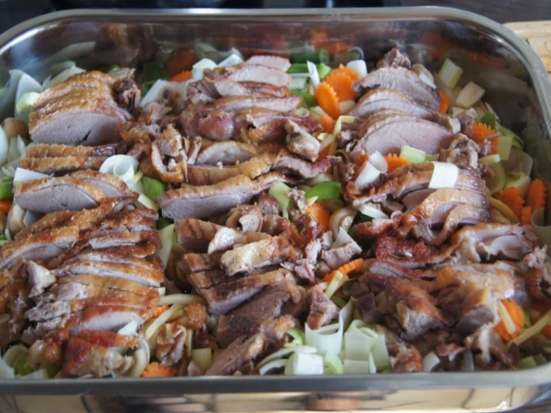 Gourmet-Ente auf Gemüsebett mit Erdnusssauce und Basmatireis - Rezept - Bild Nr. 3538