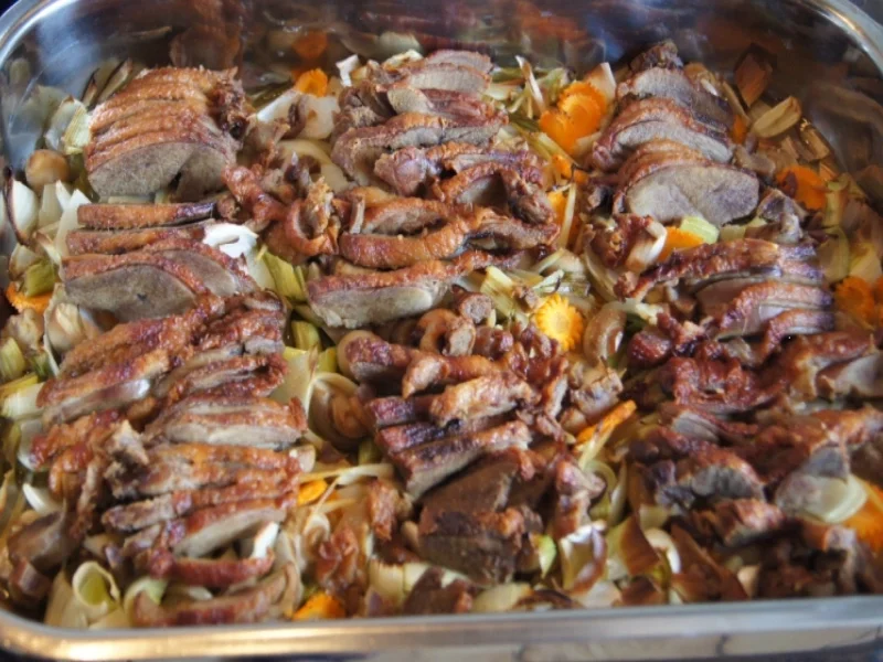 Gourmet-Ente auf Gemüsebett mit Erdnusssauce und Basmatireis - Rezept - Bild Nr. 3540