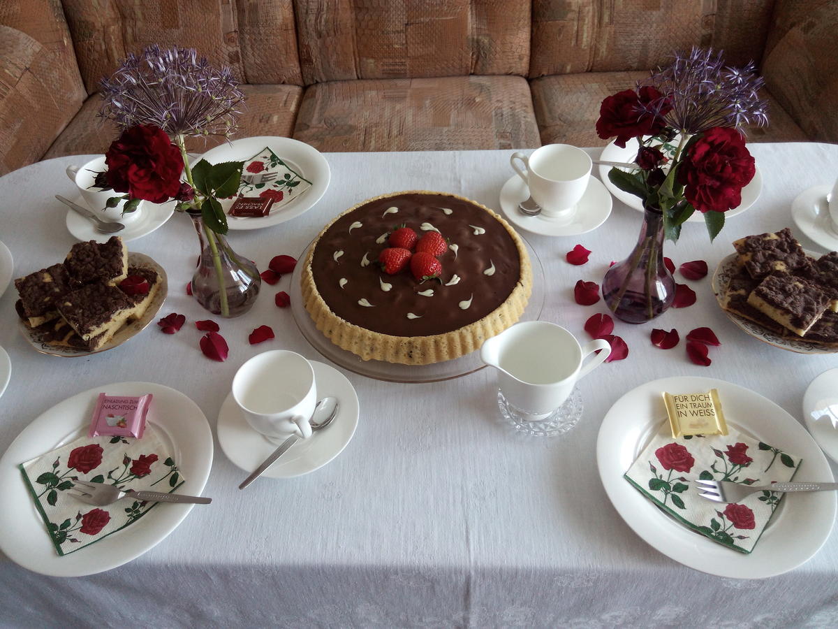 Schokoladentorte mit Erdbeeren - Rezept - Bild Nr. 3532