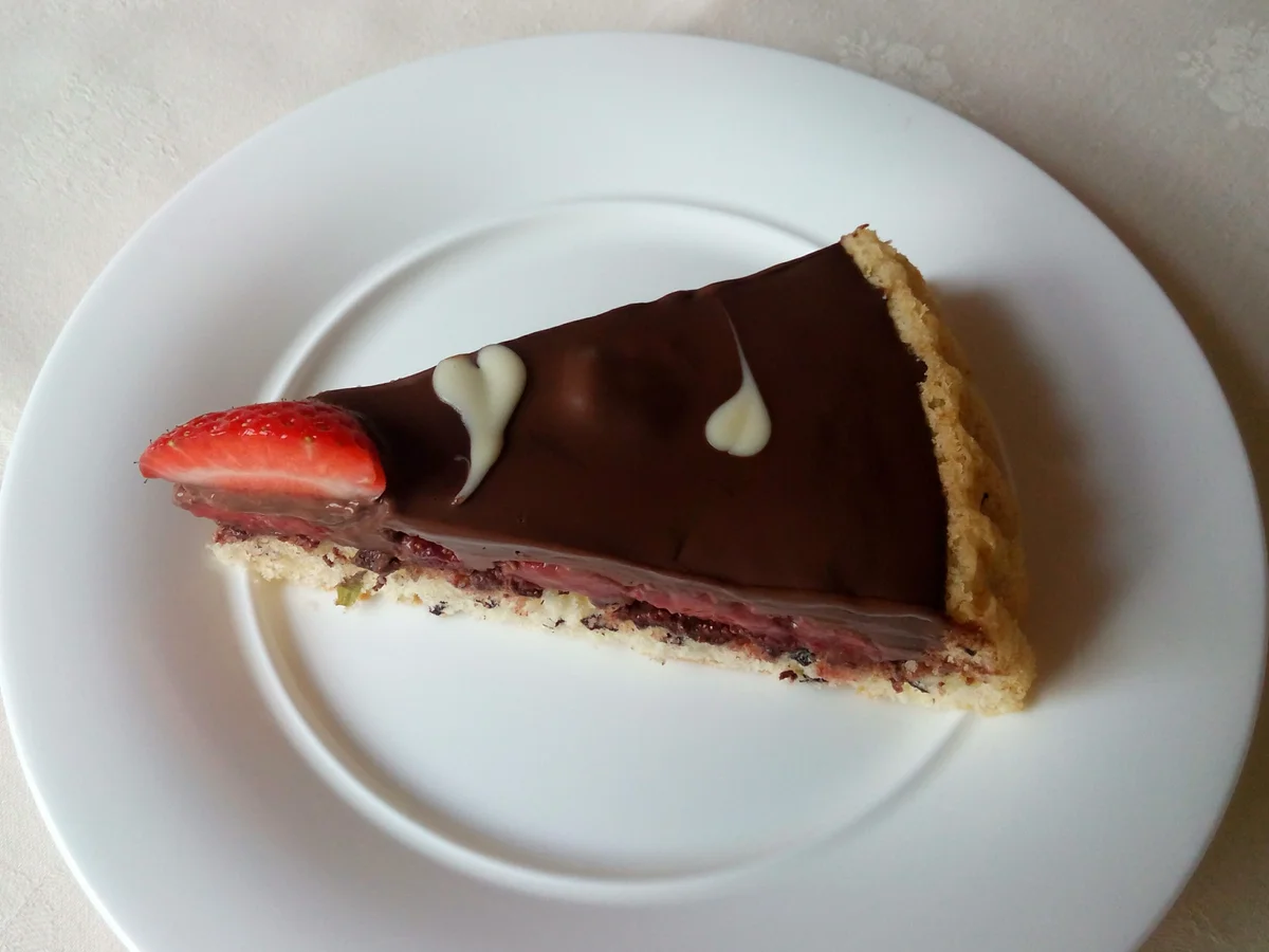 Schokoladentorte mit Erdbeeren - Rezept - Bild Nr. 3534