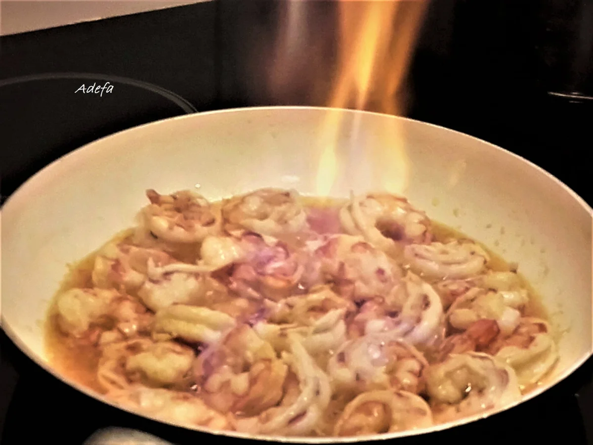 Gambas - Garnelen flambiert in Knoblauchöl - Rezept - Bild Nr. 3533