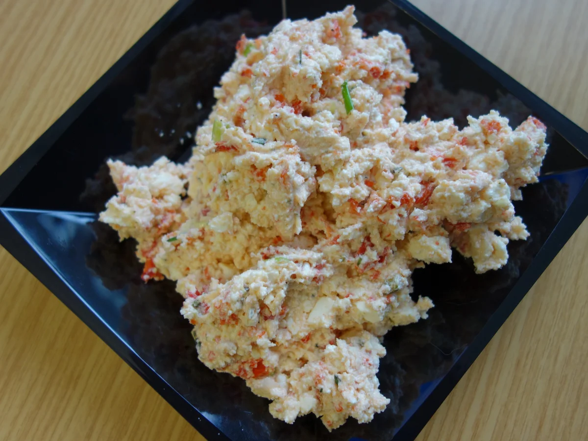 Rezept: Feurige Feta-Käse-Creme mit Kirschpaprika Bild Nr. 3537 Feurige Feta-Käse-Creme mit Kirschpaprika - Rezept - Bild Nr. 3537