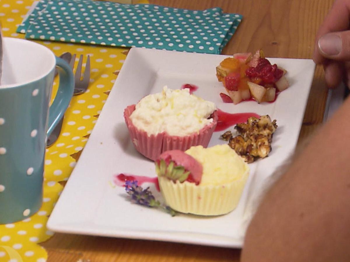 Bilder für Raffaellocreme und Zitronencreme im Schokokorb - Rezept