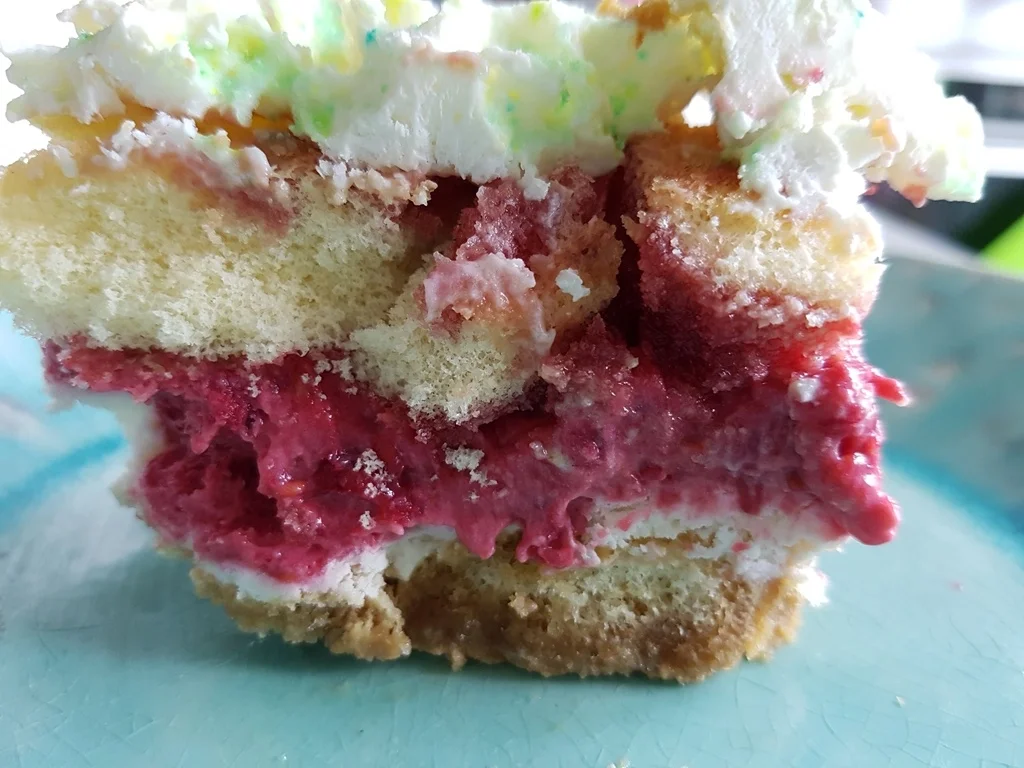 Granatapfel plus Beerenmus als Schichtdessert - Rezept - Bild Nr. 3576