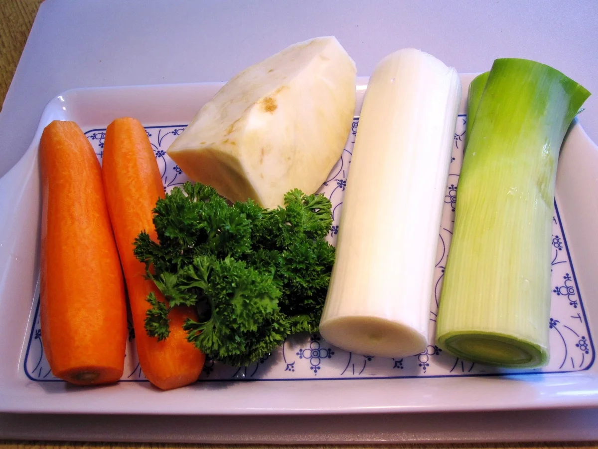 Samstags-Süppchen aus dem Römertopf - Rezept - Bild Nr. 3567