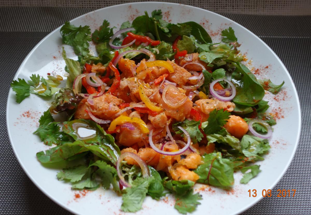 Fruchtiger Lachs-Salat nach Art Ceviche - Rezept - Bild Nr. 3