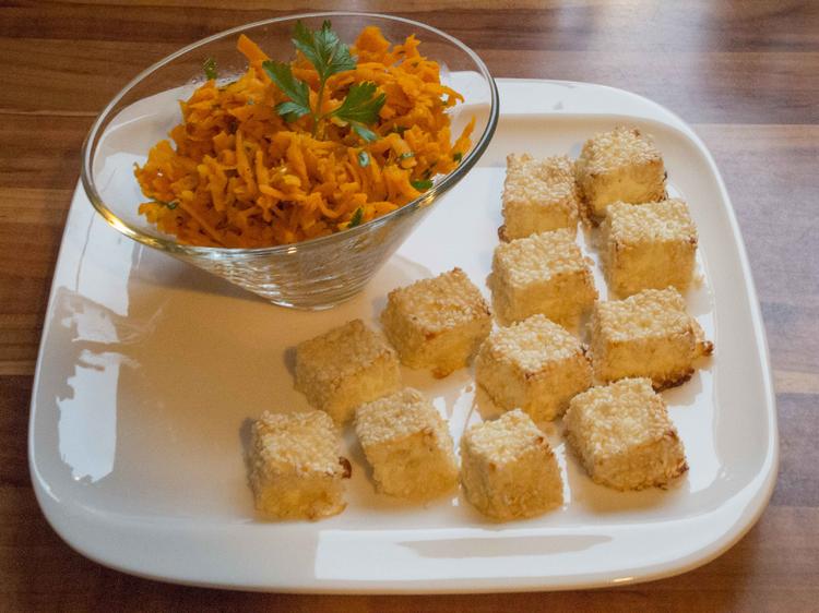 Fetawürfel mit Sesamkruste - Rezept mit Bild - kochbar.de