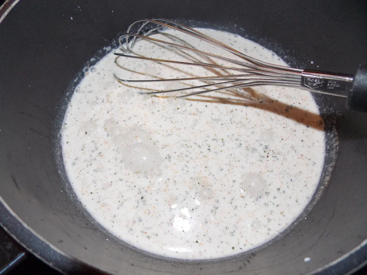 Rezept: Tortelloniauflauf mit Käse-Sahne Soße Bild Nr. 3581 Tortelloniauflauf mit Käse-Sahne Soße - Rezept - Bild Nr. 3581