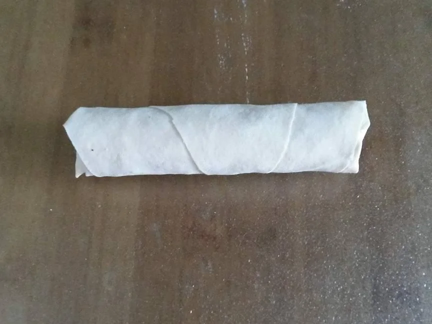 Zigarren Börek mit Hähnchen - Käse / Spinat / Hackfüllung / Gemüse - Rezept - Bild Nr. 3583