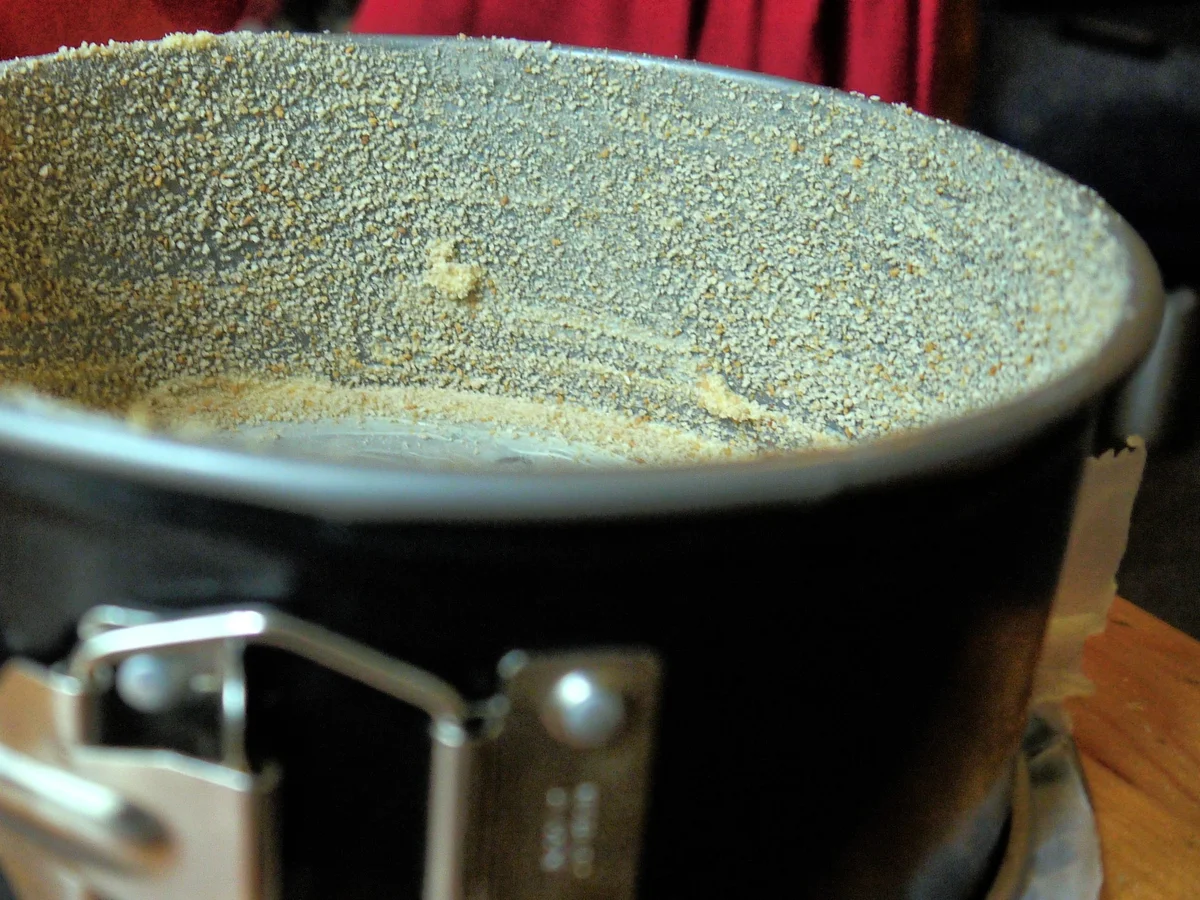 Käsekuchen mit Rum-Zimt-Pflaumen - Rezept - Bild Nr. 10