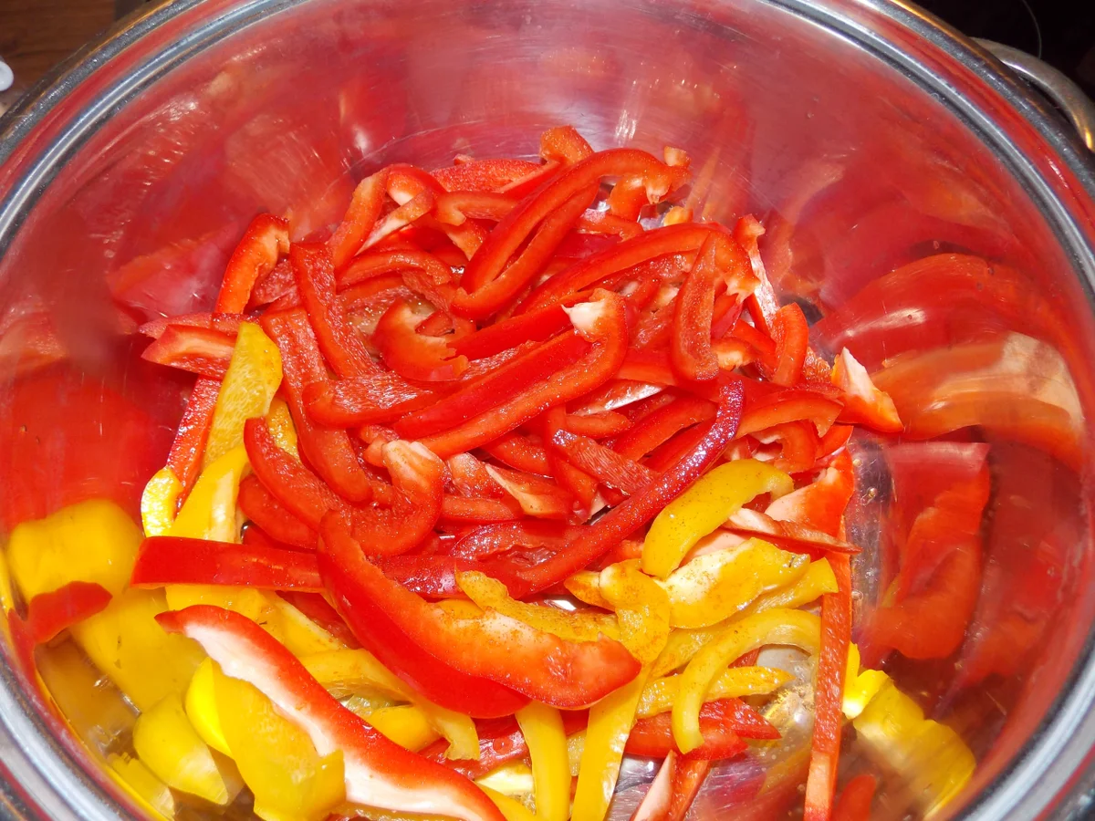 Rezept: Hähnchengeschnetzeltes nach meiner Art Bild Nr. 3587 Hähnchengeschnetzeltes nach meiner Art - Rezept - Bild Nr. 3587