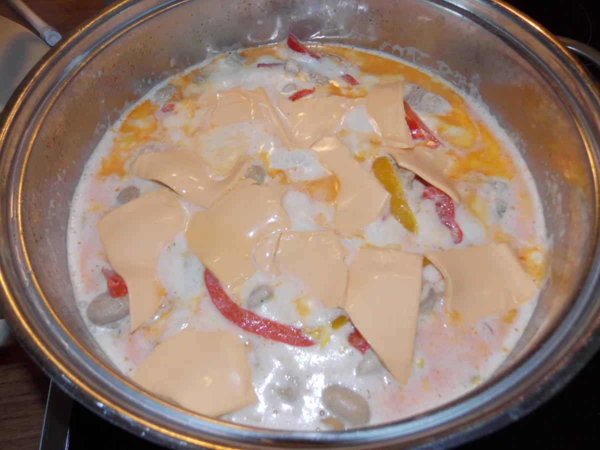 Rezept: Hähnchengeschnetzeltes nach meiner Art Bild Nr. 3590 Hähnchengeschnetzeltes nach meiner Art - Rezept - Bild Nr. 3590