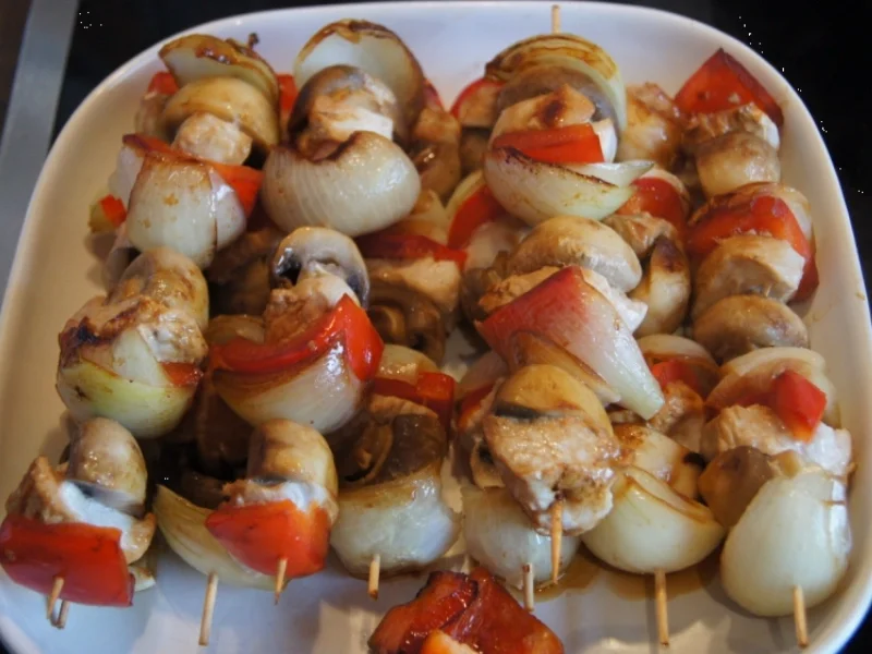 Putenfleisch-Gemüse-Spieße mit pikanter Sauce - Rezept - Bild Nr. 9