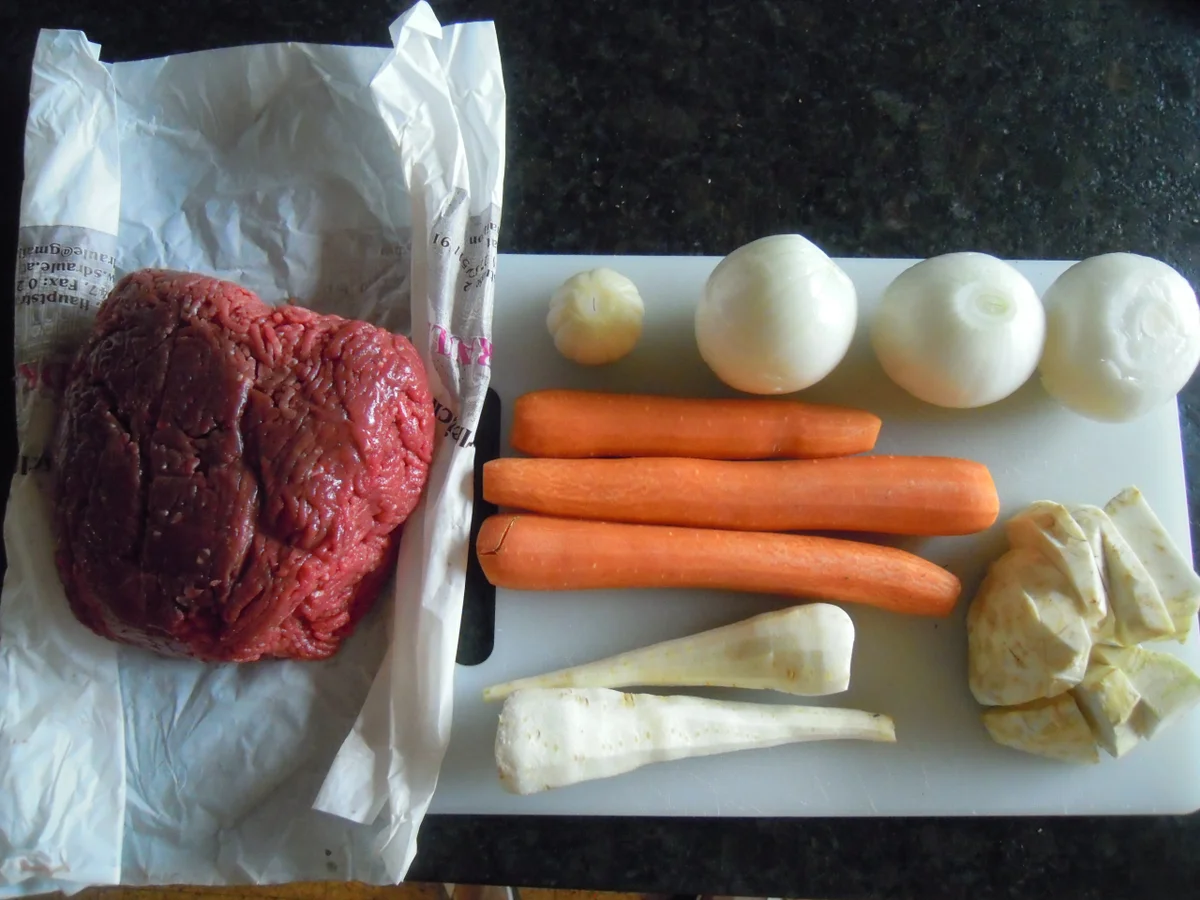 meine  Sauce  "Bolognese" - Rezept - Bild Nr. 3588