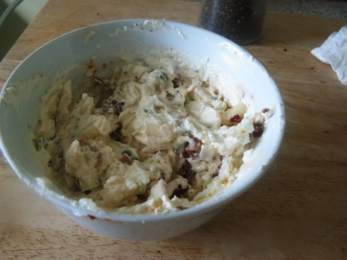 Hähnchenbrust mit einer Frischkäse Zucchini Tomaten Füllung - Rezept - Bild Nr. 3614