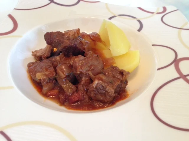 Rezept: Butterweicher Gulascheintopf Bild Nr. 3 Butterweicher Gulascheintopf - Rezept - Bild Nr. 3